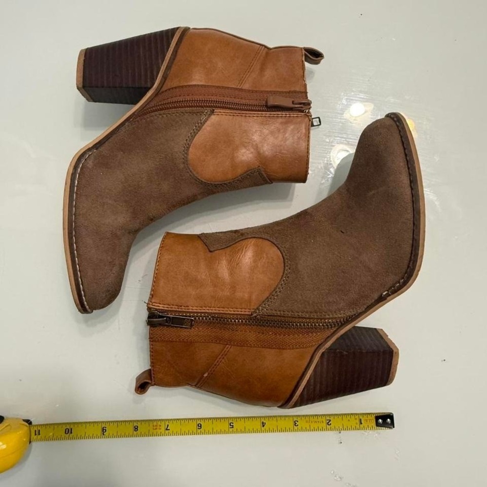 Rebels brand ankle boots‎ with a western vibe #westernboots - Picture 4 of 8